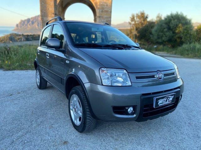 FIAT Panda 1.3 MJT 16V DPF 4x4 Climbing