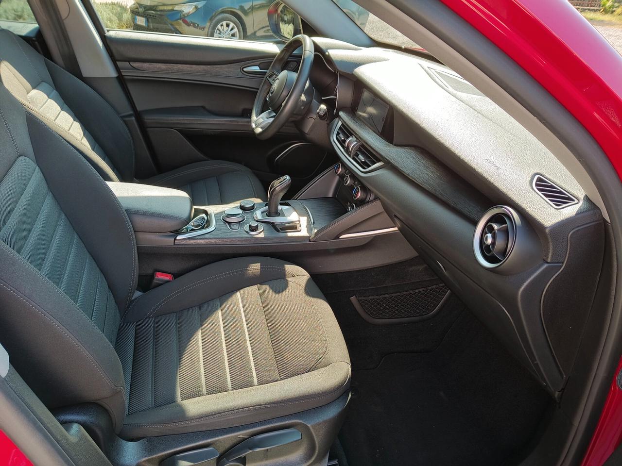 Alfa Romeo Stelvio 2.2 Turbodiesel 160 CV AT8 RWD Sprint