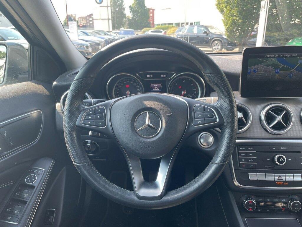 Mercedes GLA 200 200 D Sport 4Matic 7G-DCT
