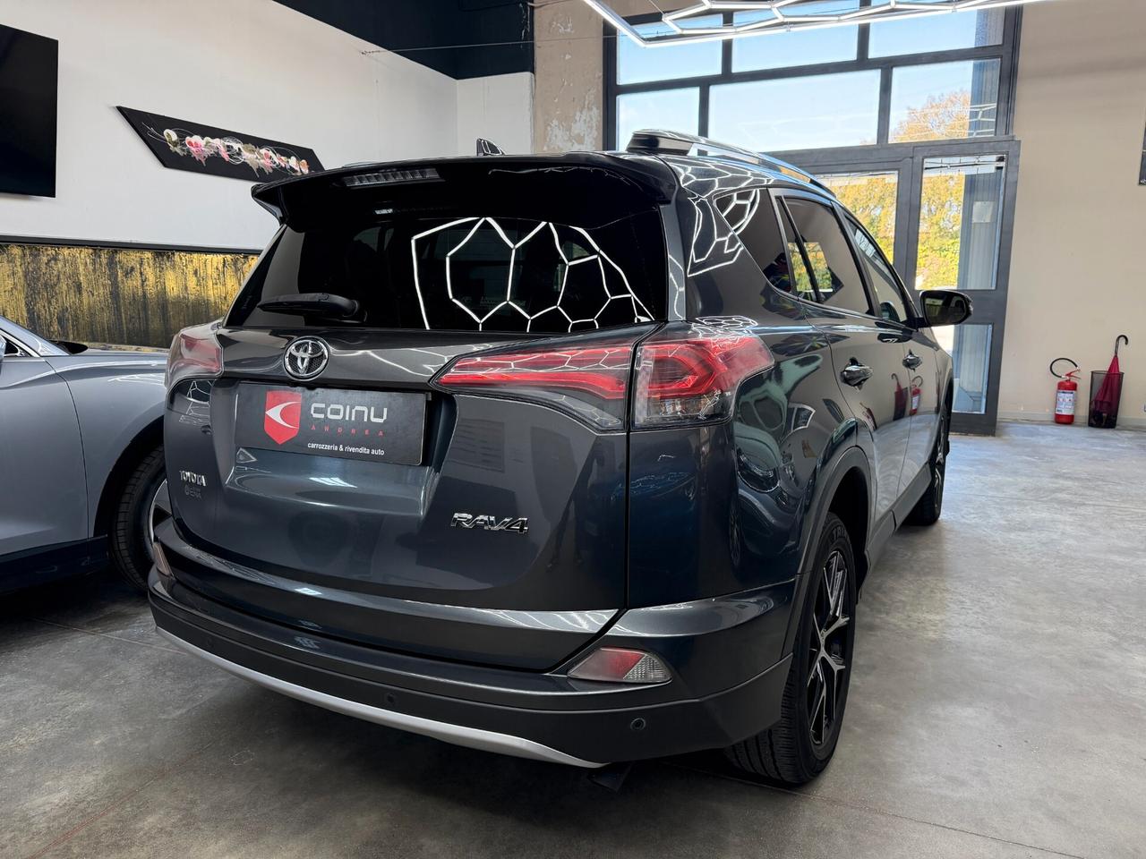 Toyota RAV 4 RAV4 2.0 D-4D 2WD Lounge