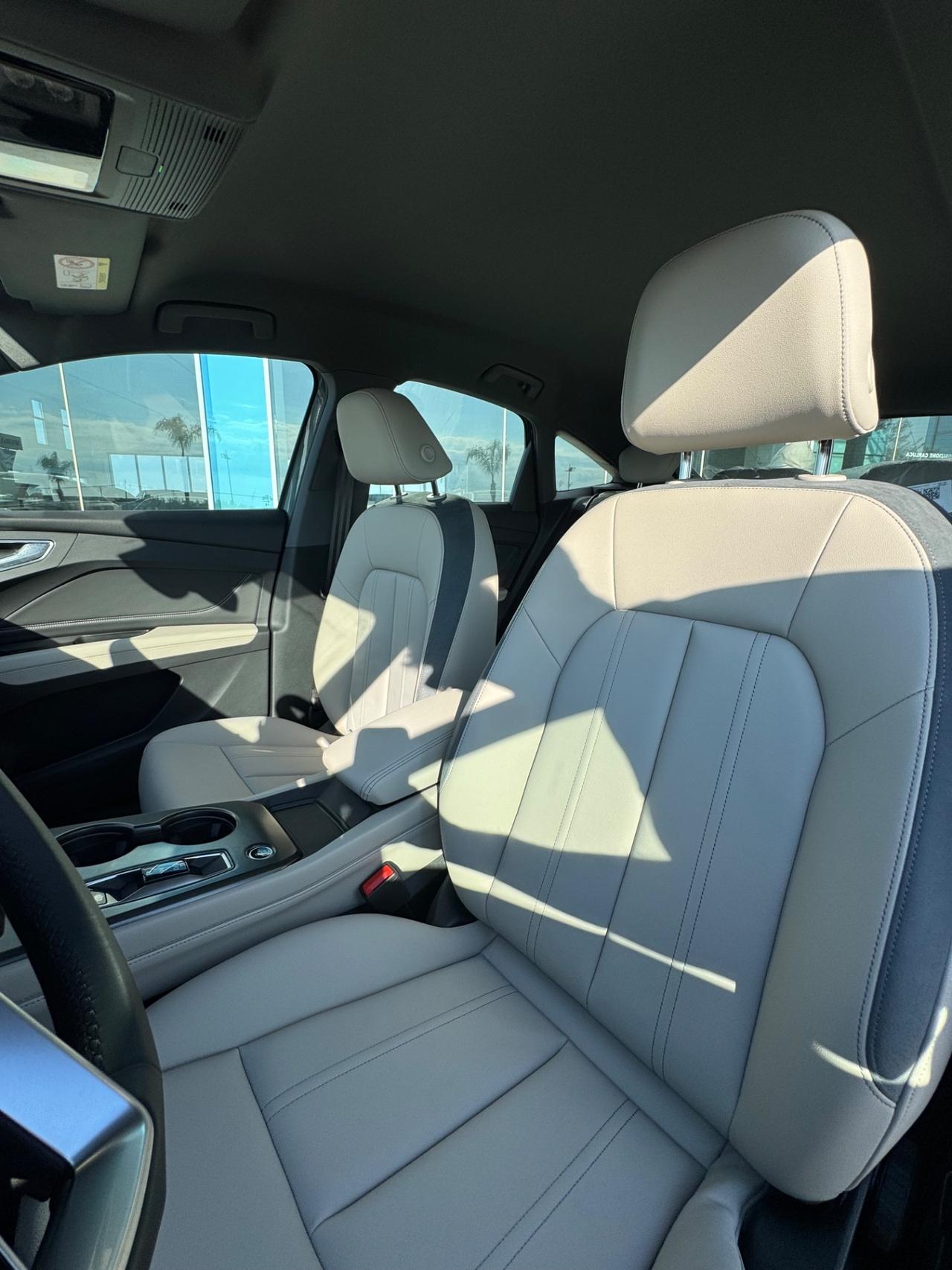 Audi Q4 SPB 35 e-tron Business Advanced