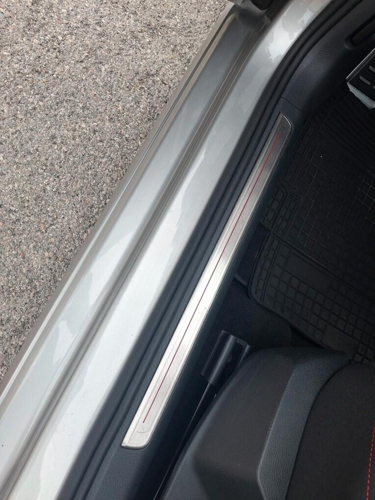 Volkswagen Golf SW 1.6 TDI DSG Allestimento GTI