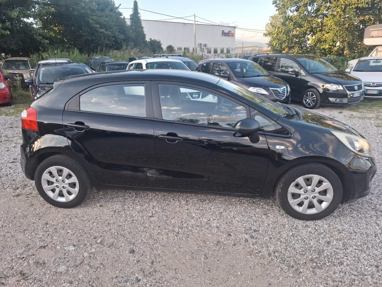 Kia Rio 1.1 CRDi 5p. Cool