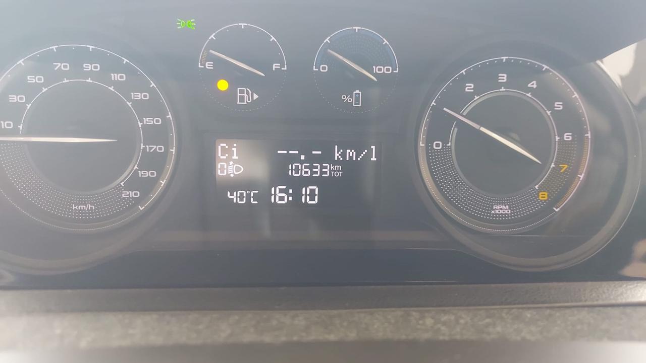 Lancia Ypsilon 1.0 FireFly 5 porte S&S Hybrid Silver Plus - Nessun vincolo