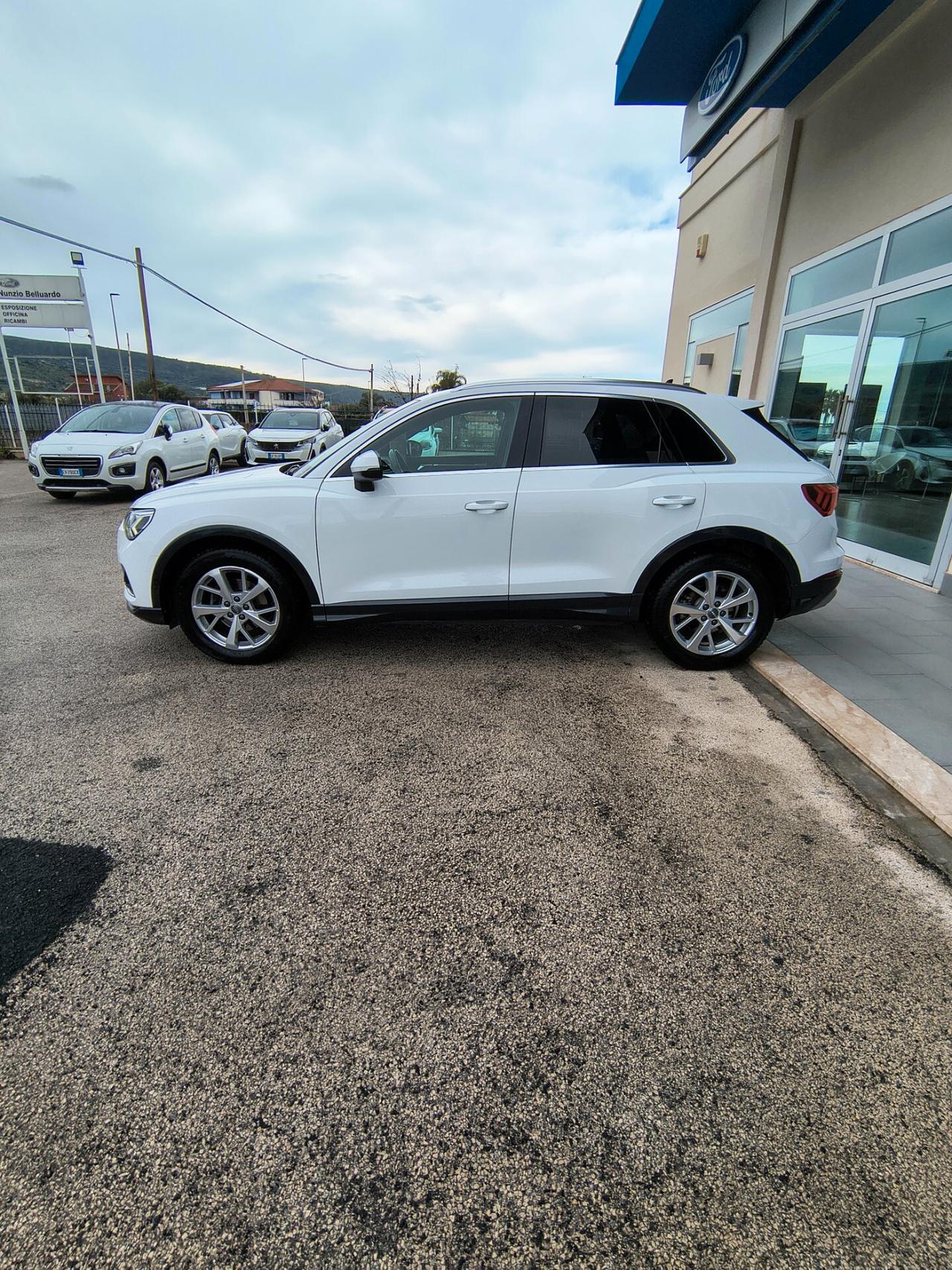 Audi Q3 35 TDI S tronic Business Advanced