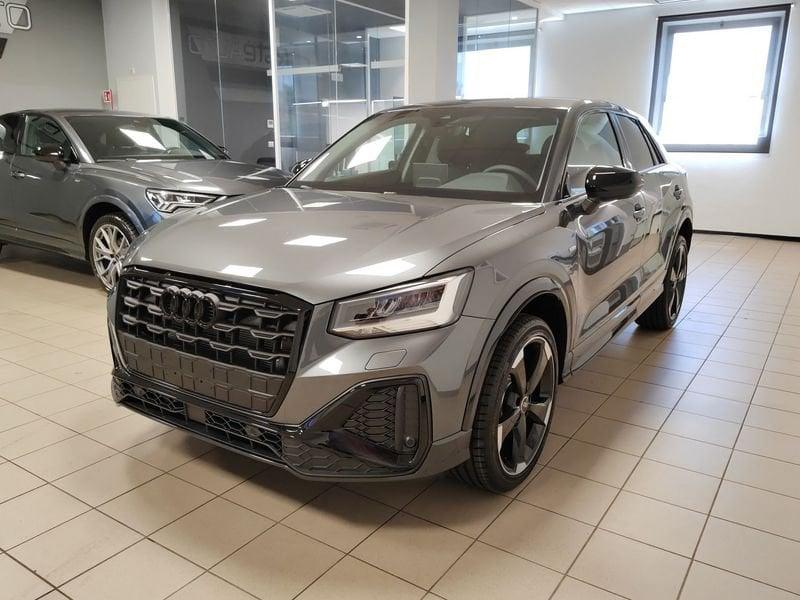 Audi Q2 35 TDI S tronic Identity Black (( Promo ))