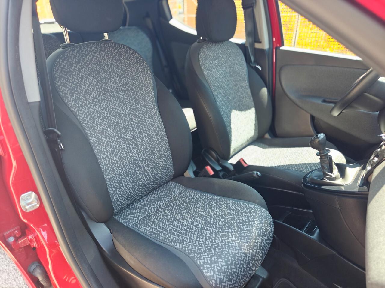 Lancia Ypsilon 1.0 Ibrida - Neopatentati unico proprietario