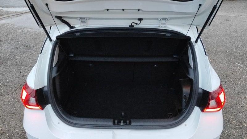 Hyundai i20 i20 1.2 MPI MT Bose