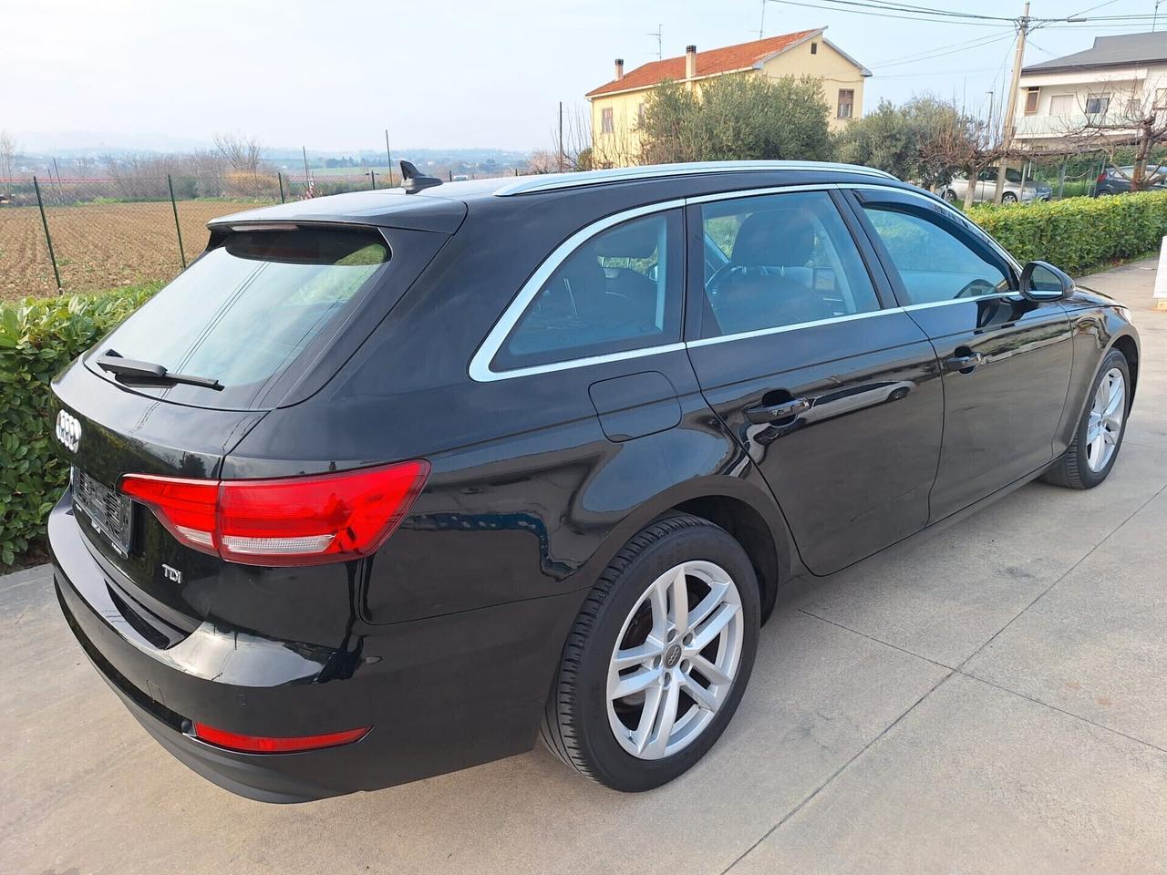 Audi A4 Avant 2.0 TDI 150 CV ultra Sport