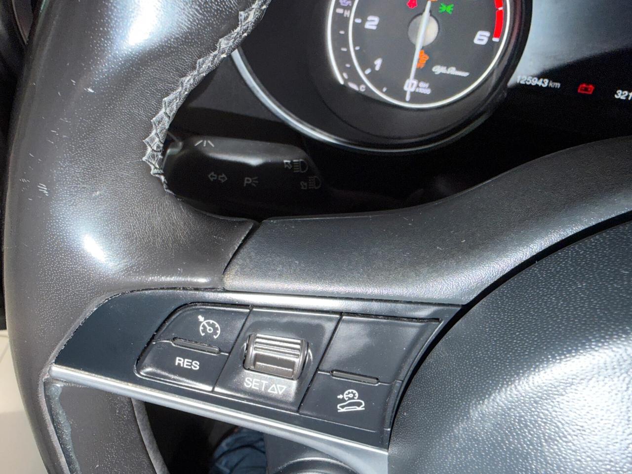 Alfa Romeo Stelvio 2.2 Turbodiesel 210 CV AT8 Q4 Executive