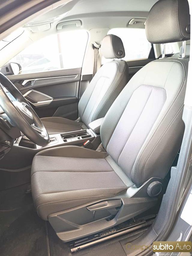 AUDI Q3 35 TDI quattro Business