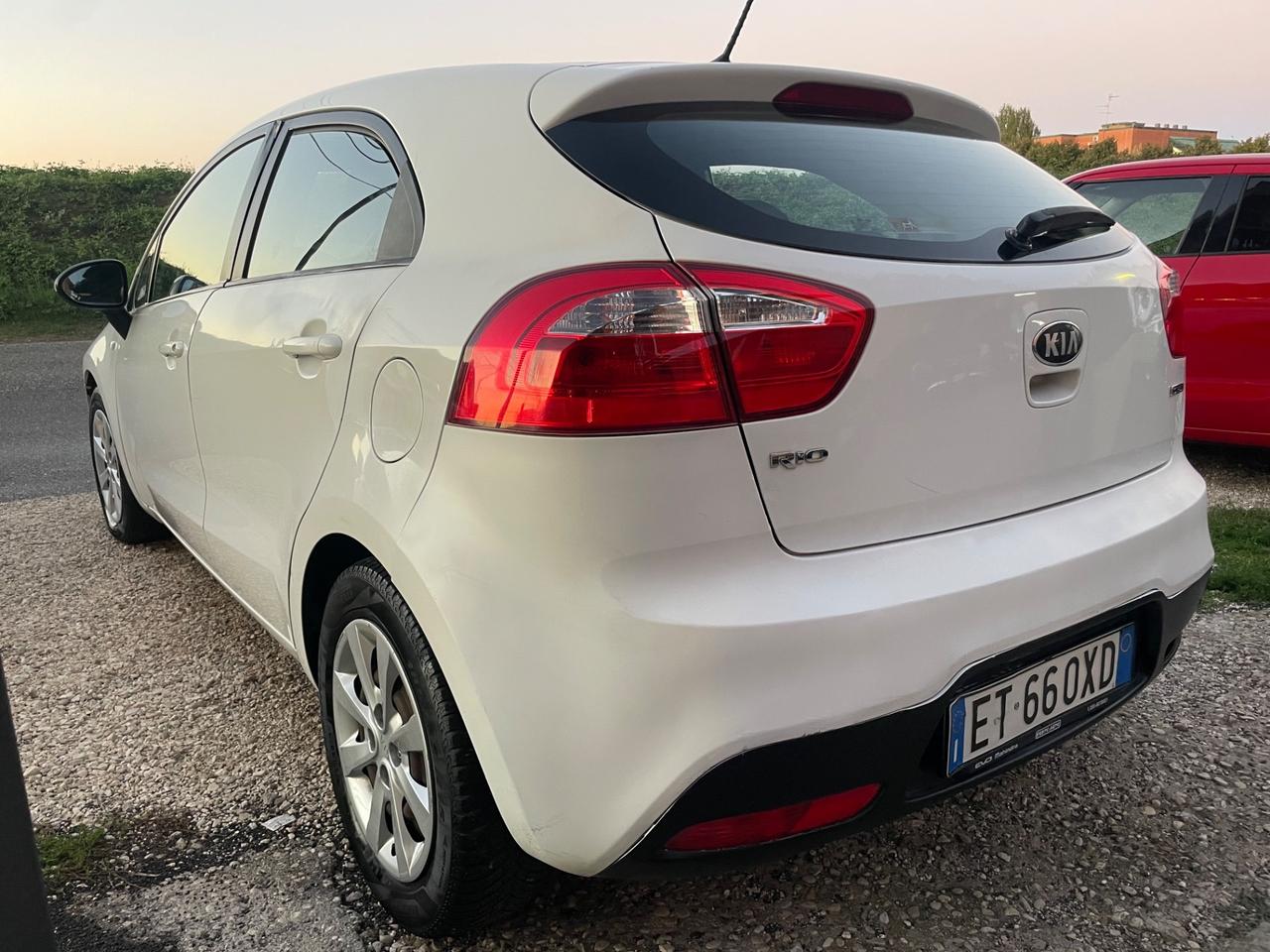 Kia Rio Active