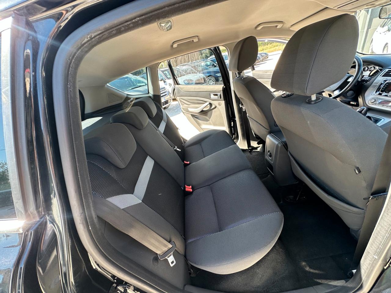 Ford Kuga 2.0 TDCi 140 cv 2WD 116.833 km