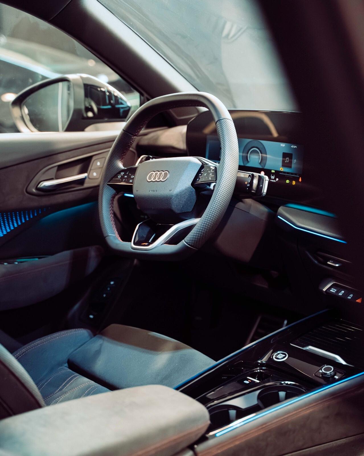 Audi Q3 SPB 35 TDI S line IVAESP/TECHPRO/TETTO