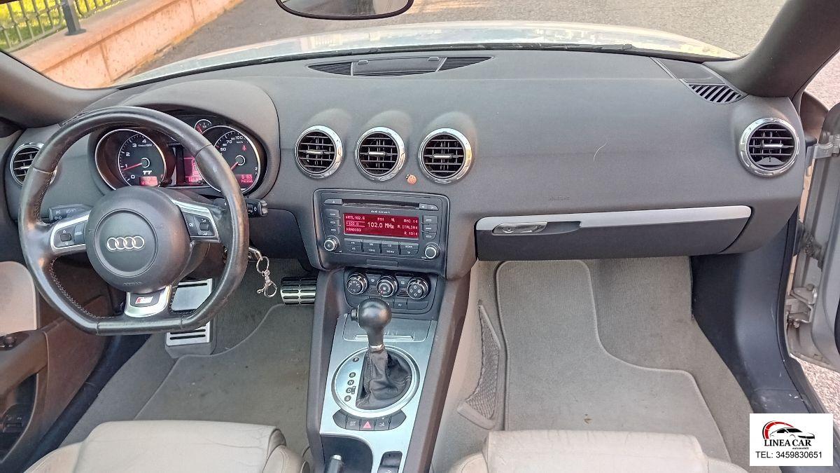AUDI - TT Cabrio - 2.0 TFSI
