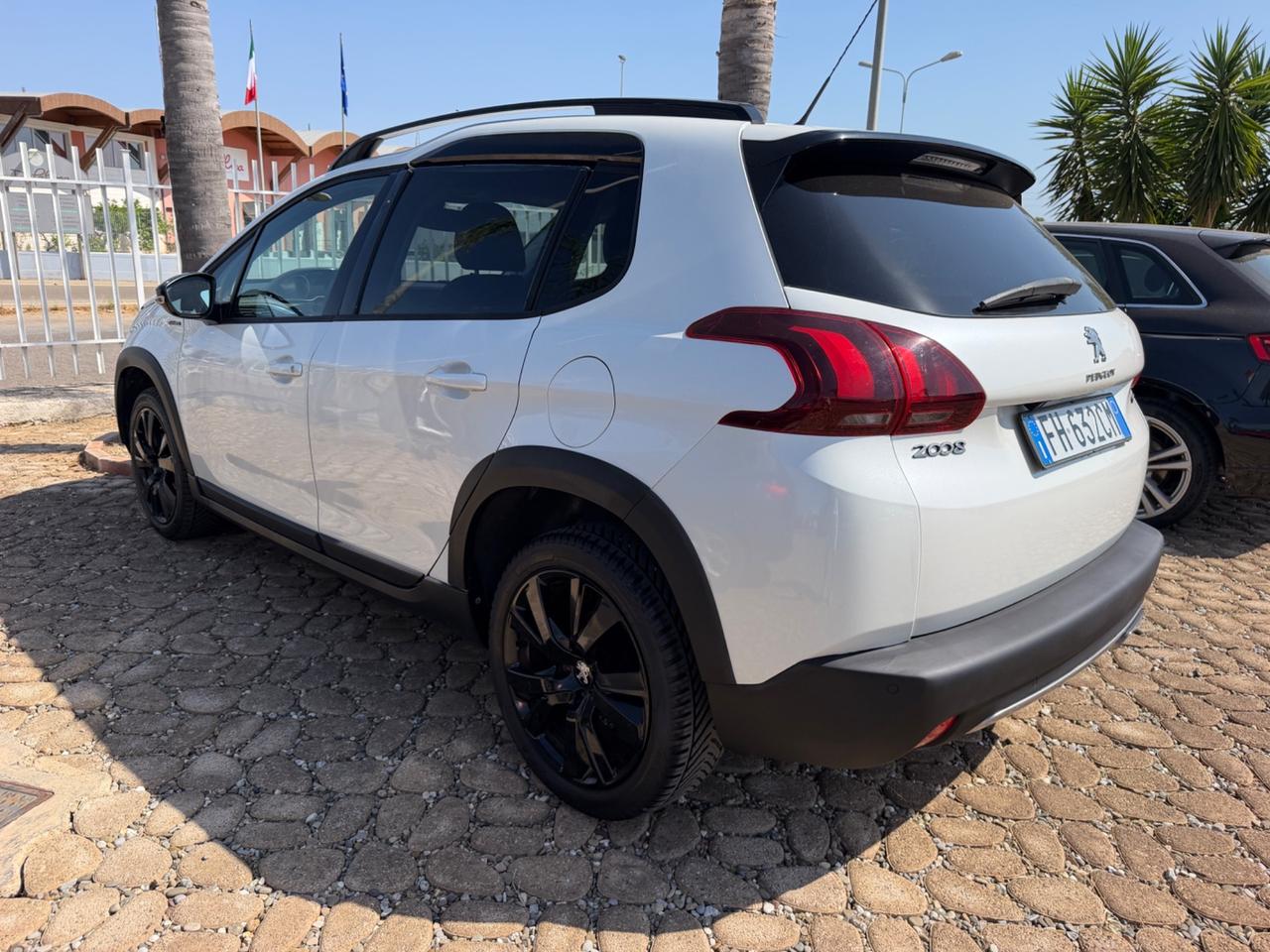 Peugeot 2008 BlueHDi 100 GT Line