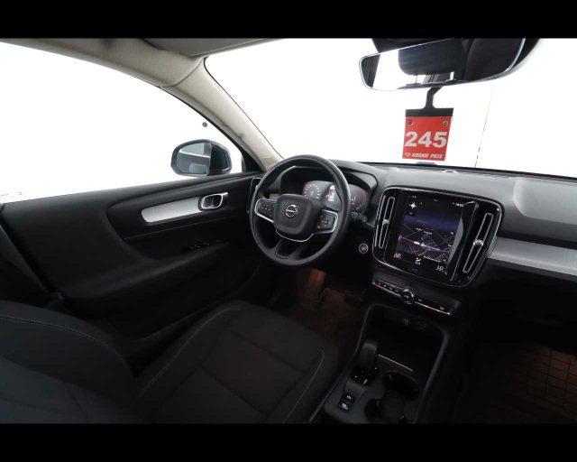 VOLVO XC40 T4 Recharge Plug-in Hybrid Inscription N1