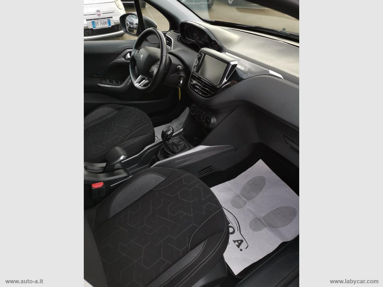 PEUGEOT 2008 PureTech 82 Active