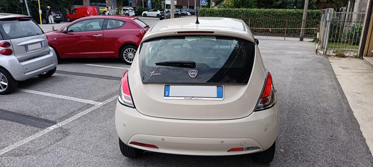 LANCIA Ypsilon 1.2 69 CV 5 porte Platinum - 2016
