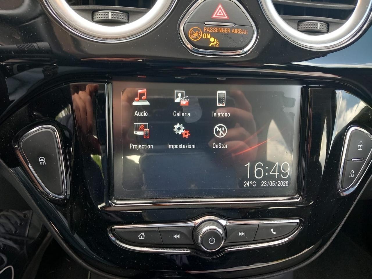 Opel Adam 1.2 70 CV Glam