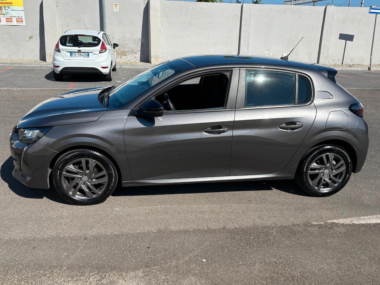 Peugeot 208 BlueHDi SOLI 26000KM