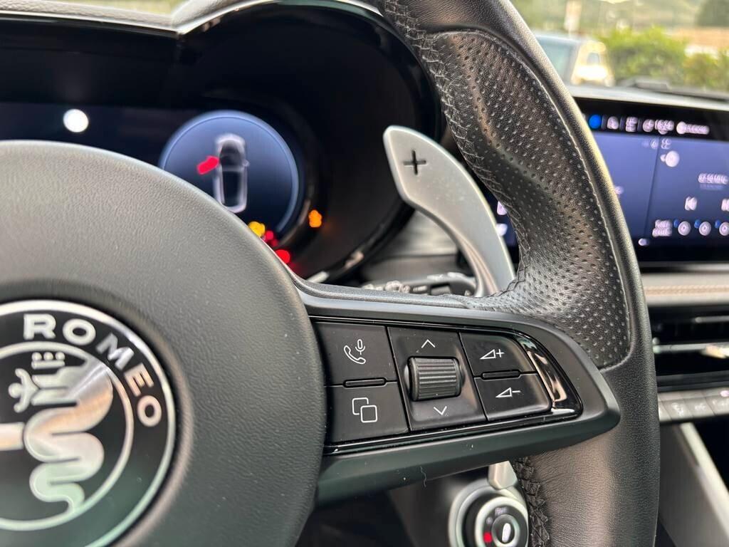 Alfa Romeo Tonale 1.6 2024/solo 28.000 KM Tua a soli 279 Euro al mese
