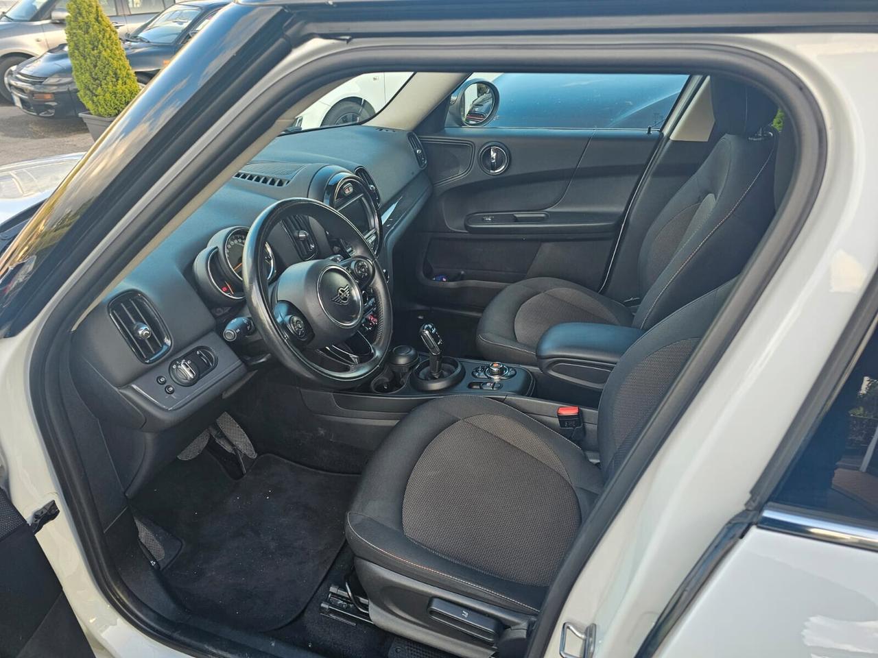 Mini Cooper Countryman Mini 1.5 One D Business Countryman Automatica