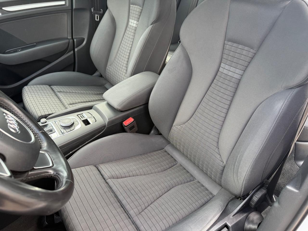 Audi A3 1.6 TDI clean diesel S tronic Ambition