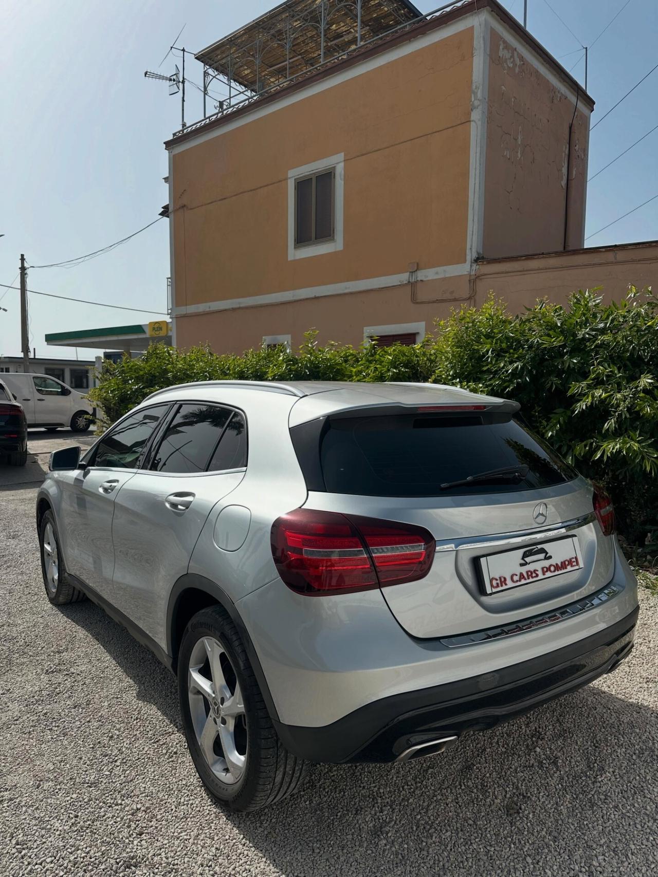 Mercedes-benz GLA 180 d Automatic Premium