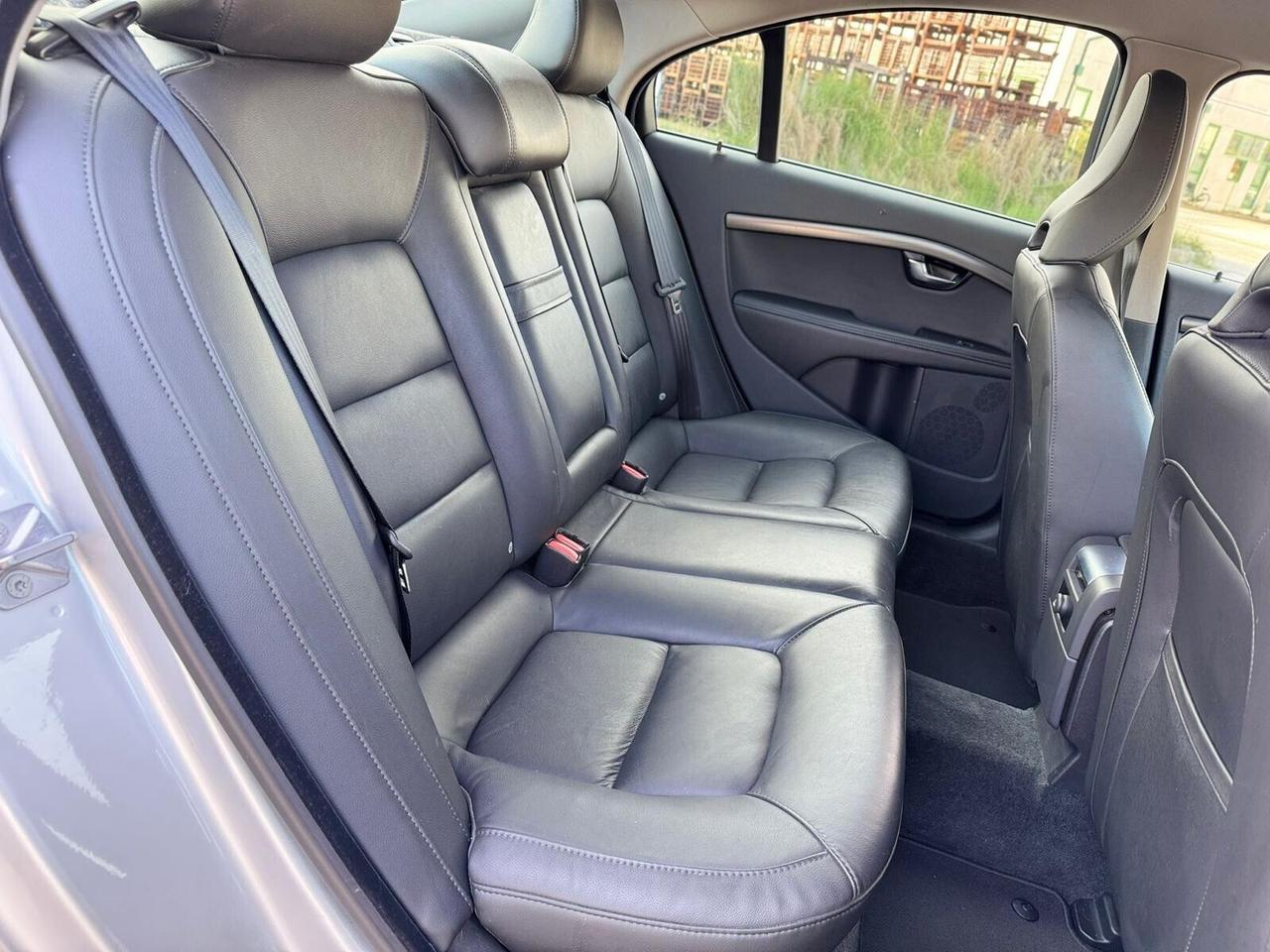 Volvo S80 2.0 diesel 2015 automatico 110.000km