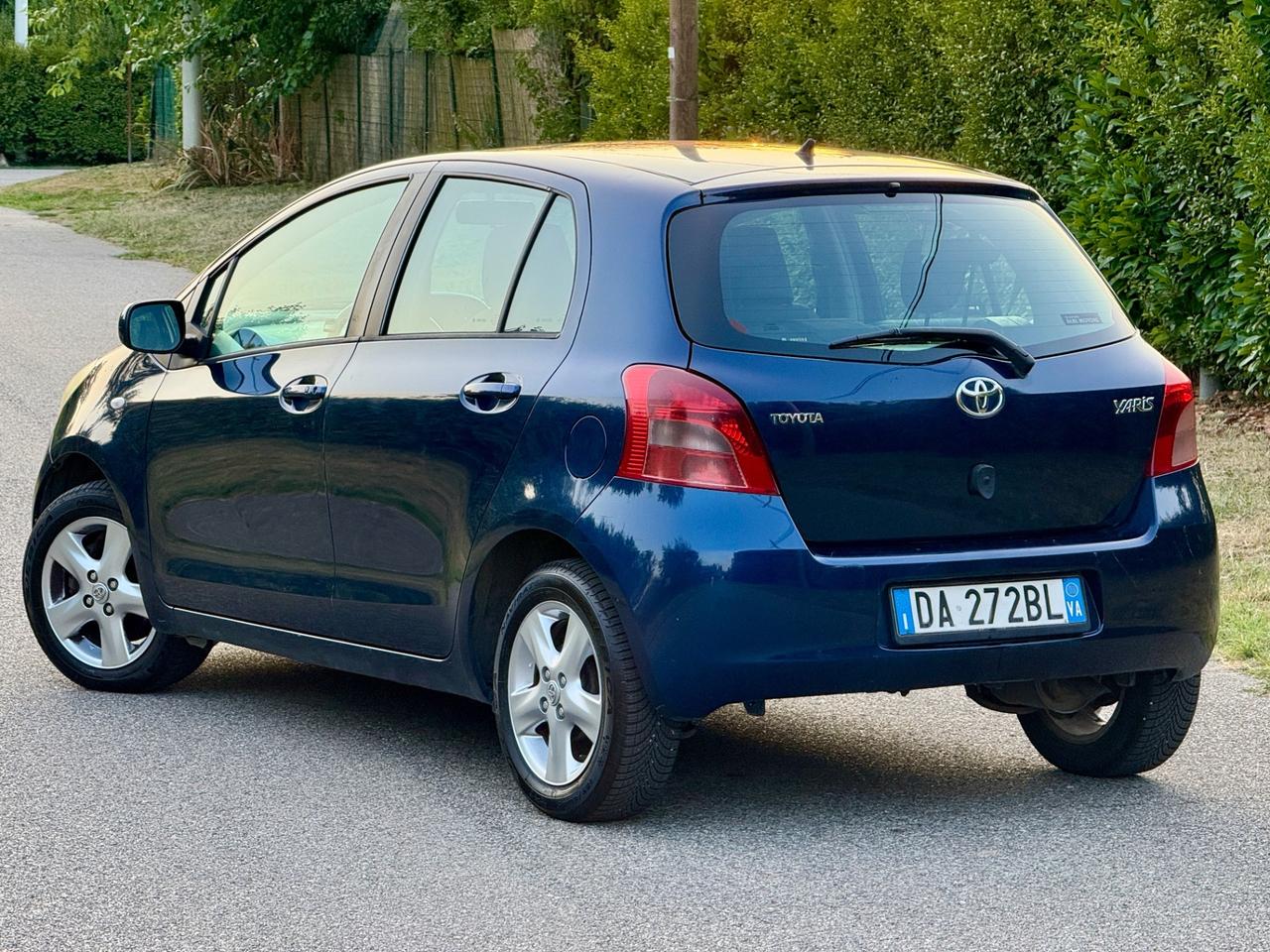 Toyota Yaris 1.3 5 porte