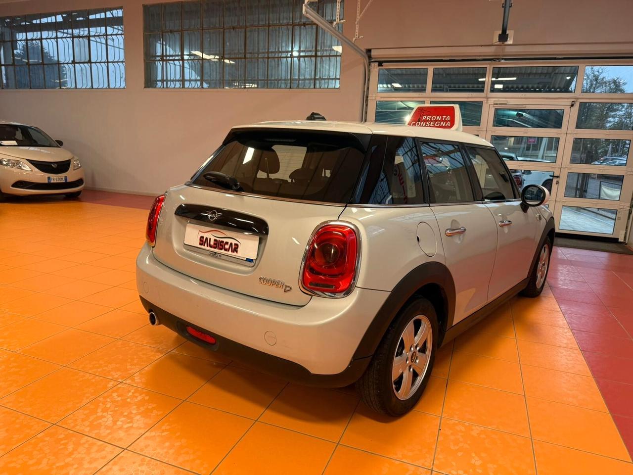 Mini Cooper D 1,5 DIESEL ADATTA NEOPATENTATI