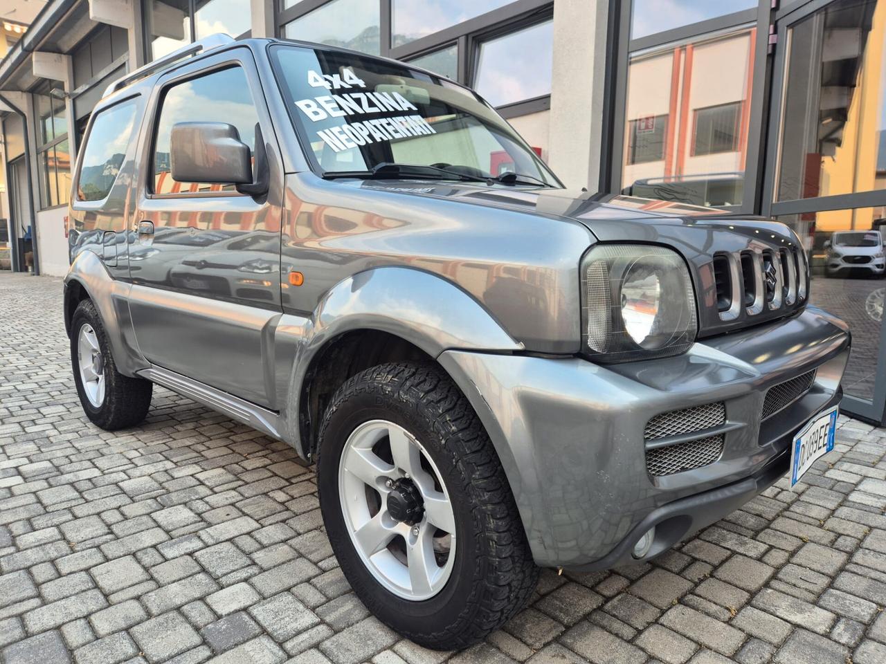 Suzuki Jimny 1.3i 16V cat 4WD JLX + - OK NEOPATENTATI