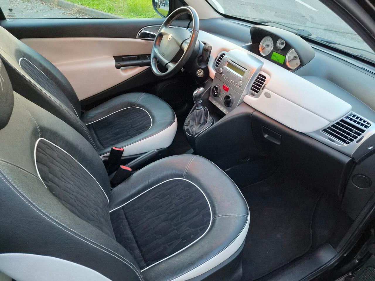 Lancia Ypsilon 1.2 69 CV Platinum