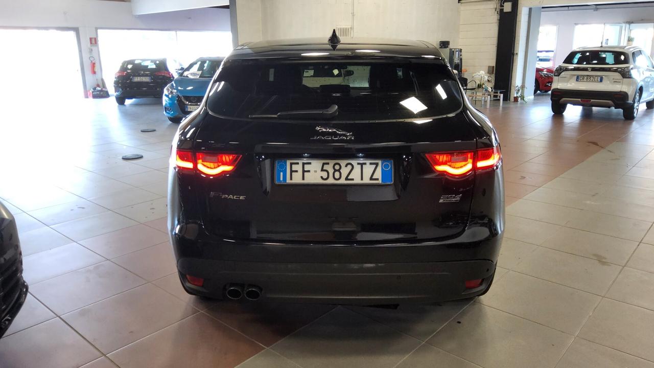 Jaguar F-Pace 2.0 D 180 CV AWD Prestige