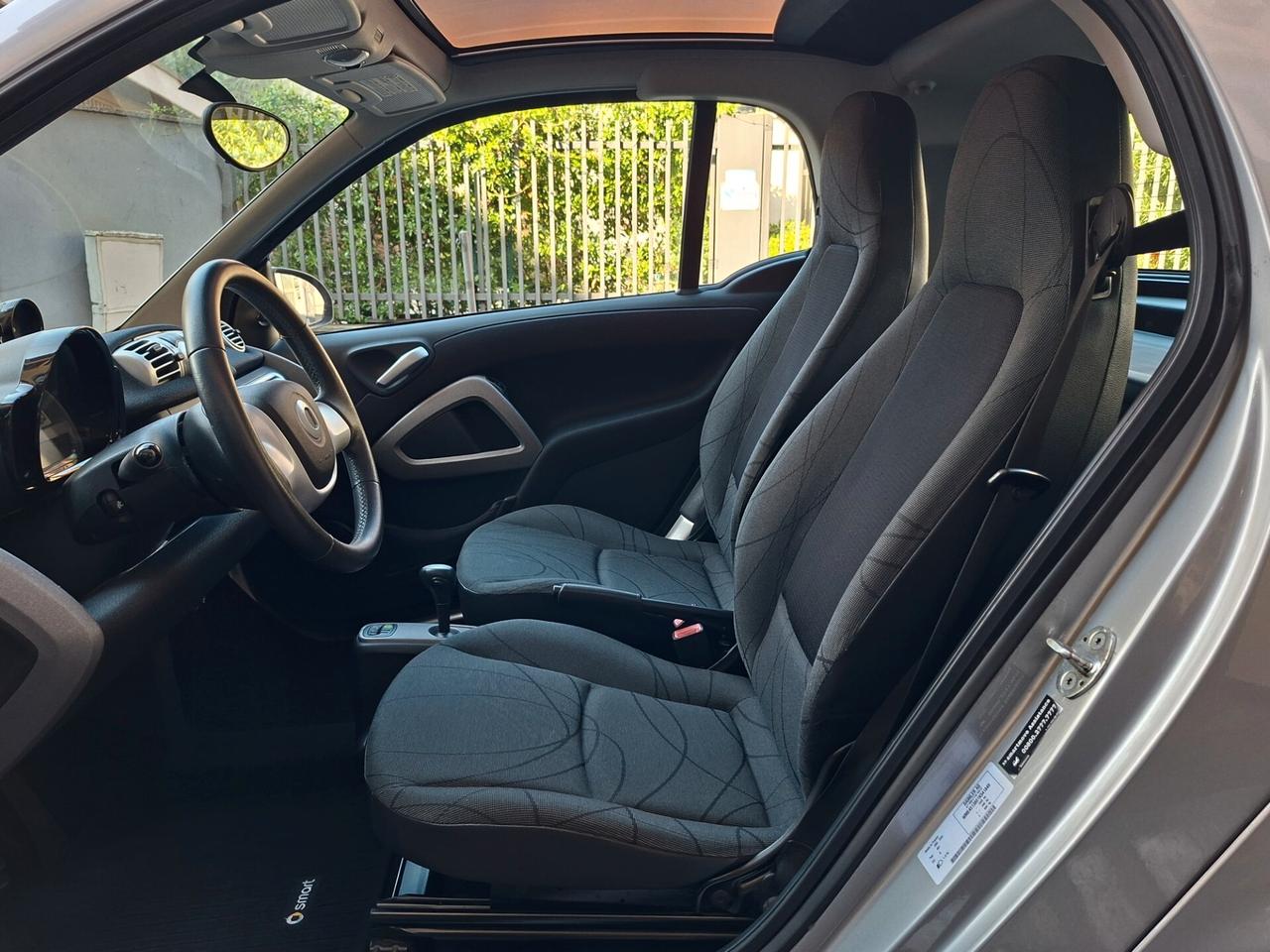 Smart ForTwo 1.0 71cv MHD coupé passion SERVOSTERZO km 57.446