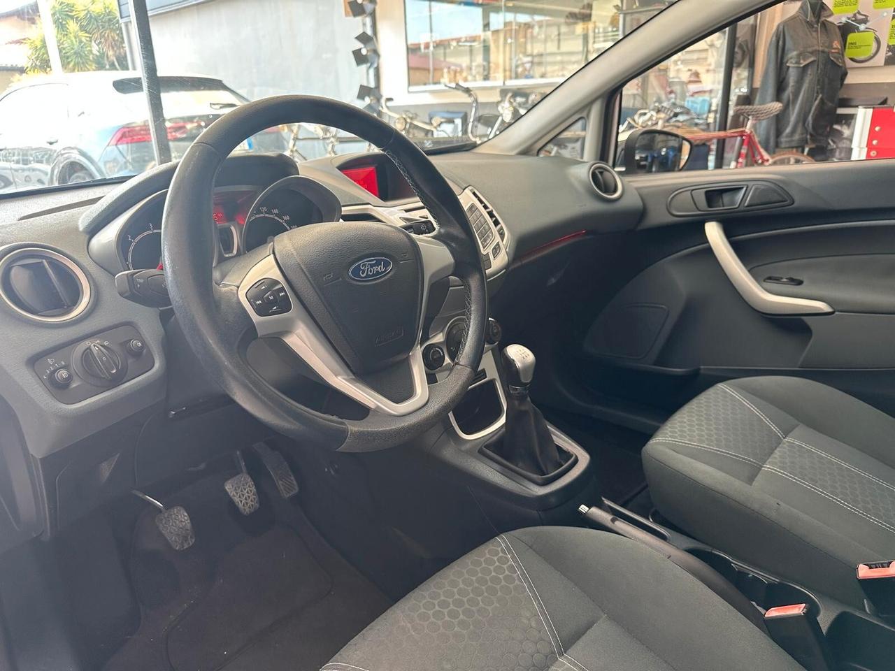 Ford Fiesta 1.4 TDCi 70CV 3 porte Titanium TENUTA BENISSIMO
