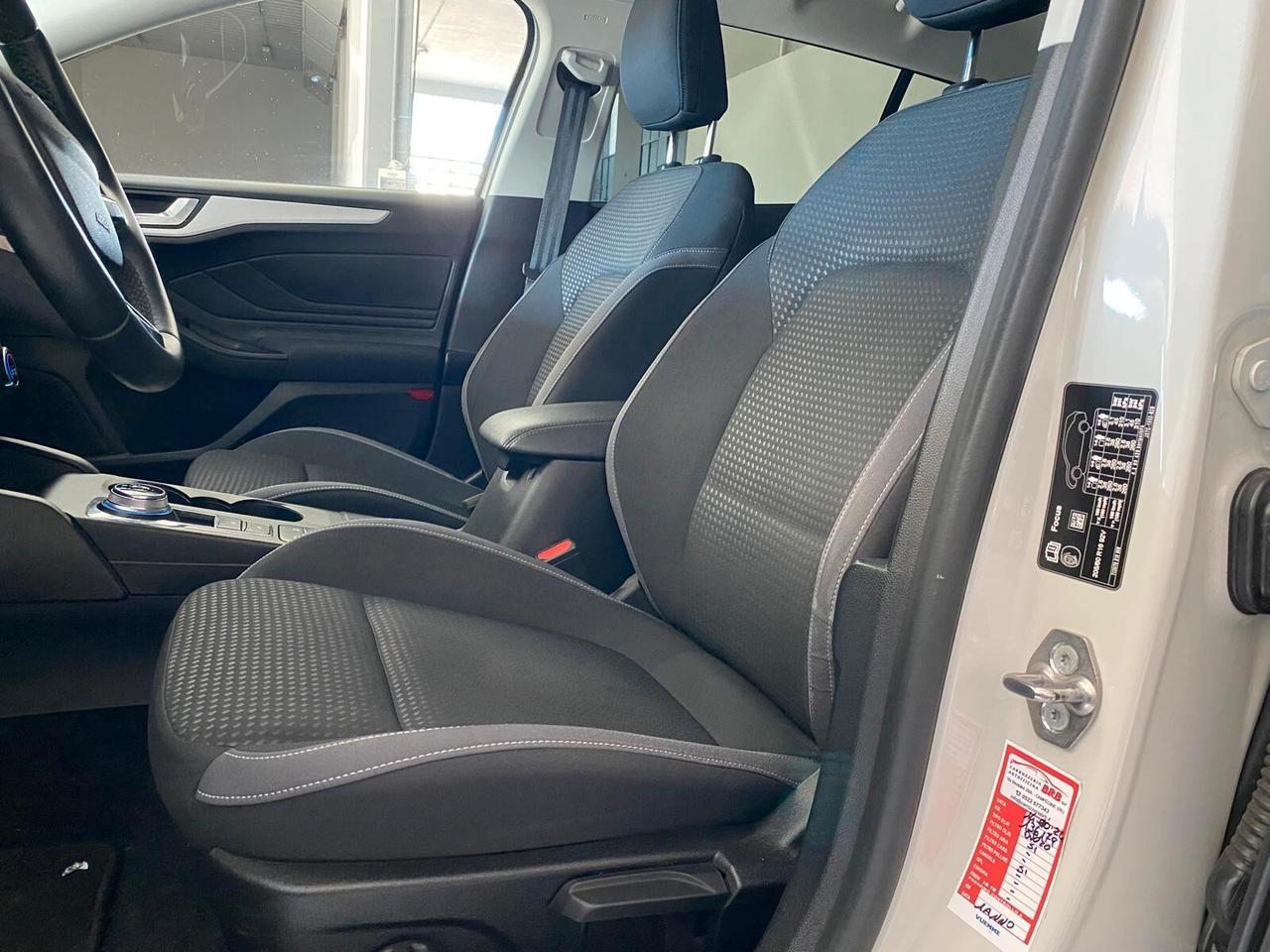 FORD FOCUS 1.5 ECOBLUE BUSINESS 120CV - FULL LED, NEOPATENTATI
