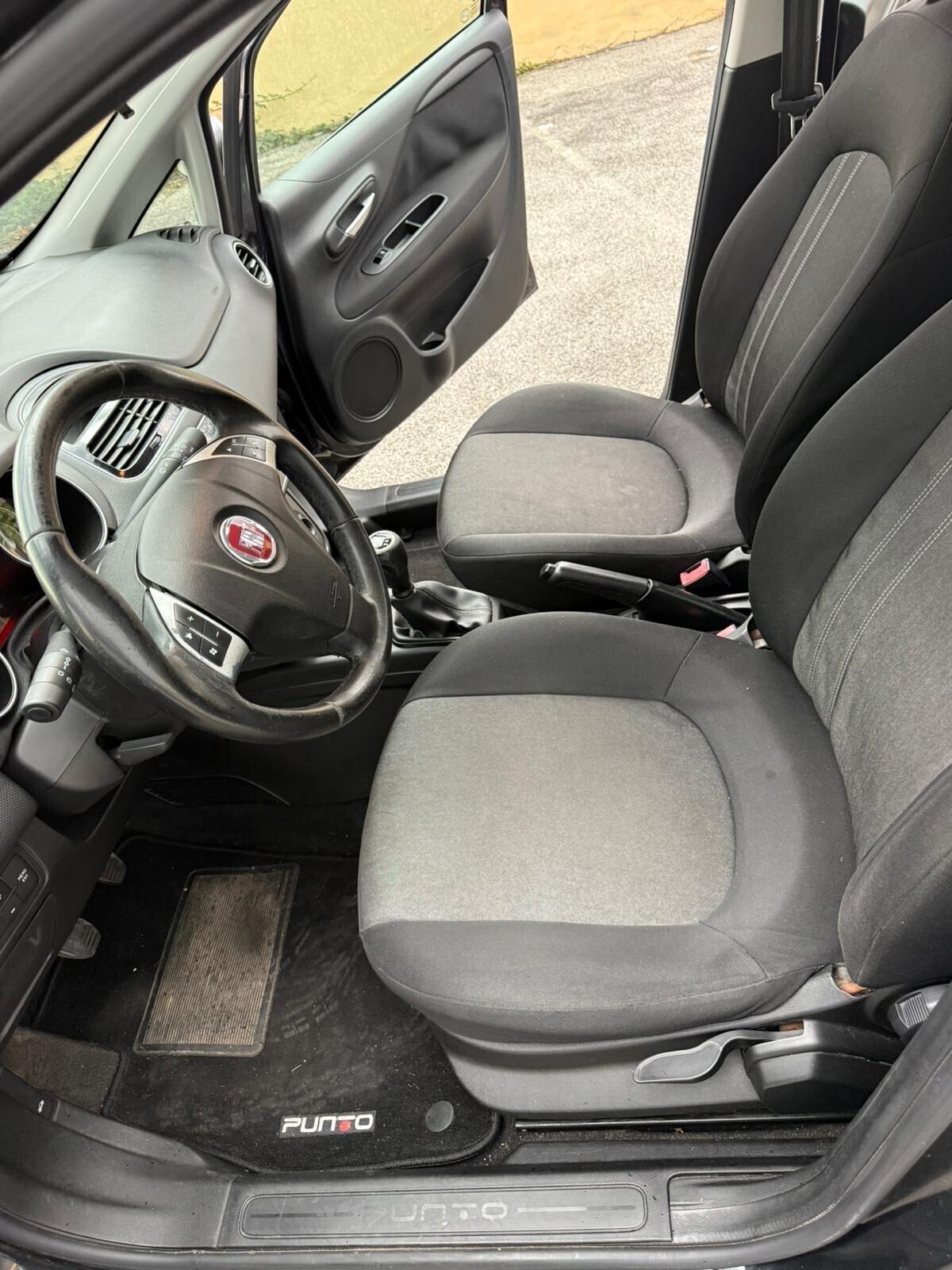 Fiat Punto 1.3 MJT II S&S 95 CV 5 porte Street