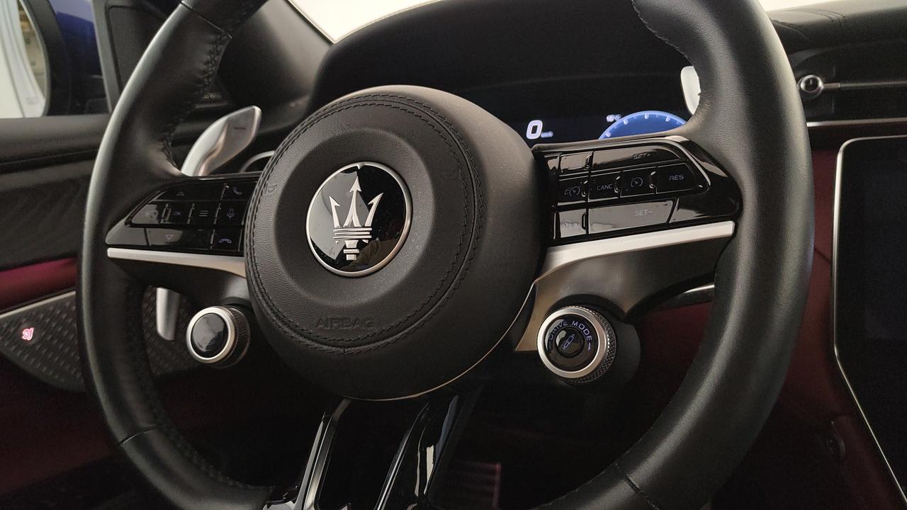 MASERATI Grecale 2.0 mhev Modena 330cv auto