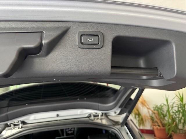 LAND ROVER Discovery Sport Discovery Sport 2.0D...