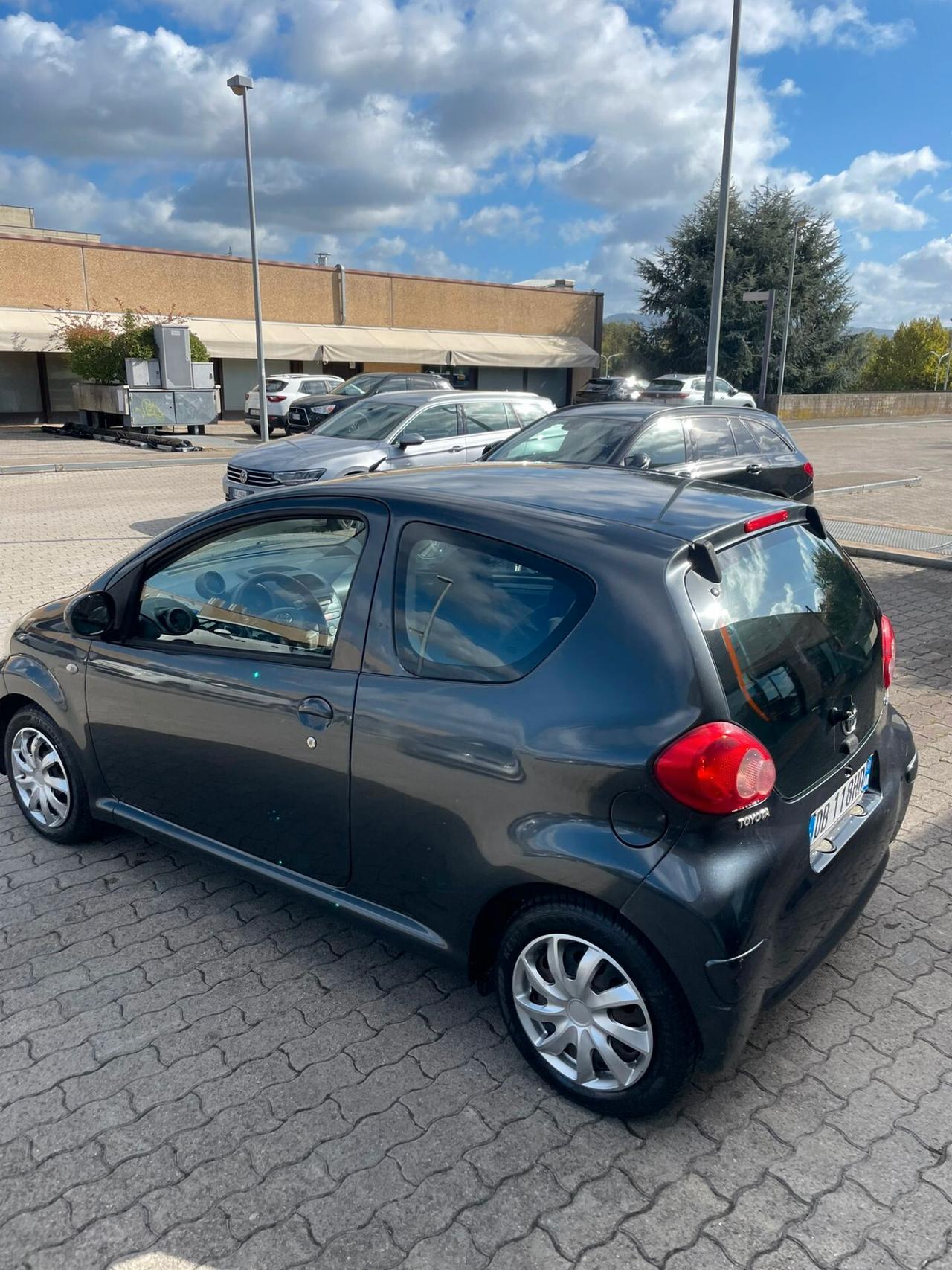 Toyota Aygo 1.0 12V VVT-i 3 porte Sol