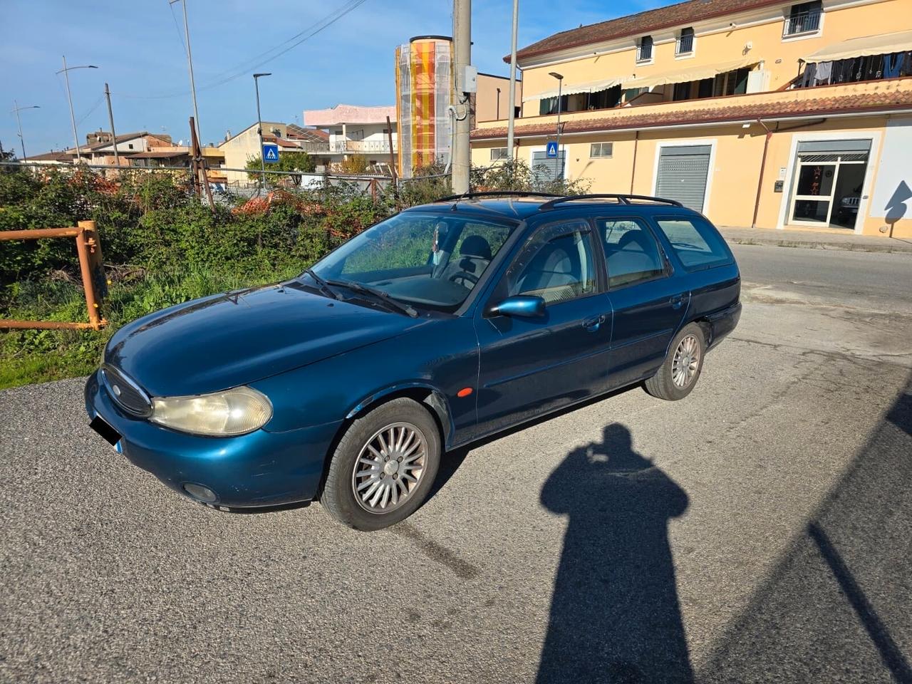 Ford Mondeo 1.8 turbodiesel S.W. Ghia