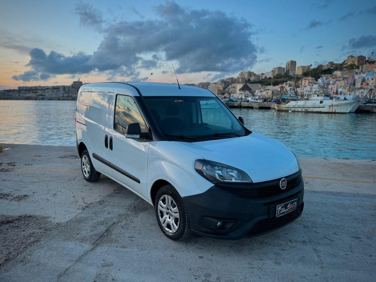 Fiat Doblò Cargo 1.6 Mtj 105cv Lounge 3 Posti