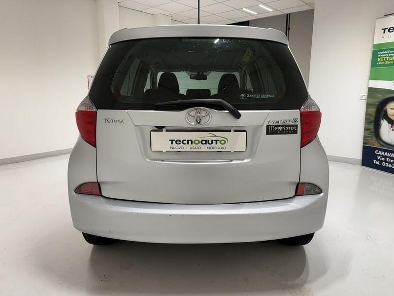 Toyota Verso-S Verso-S 1.4D MT Active