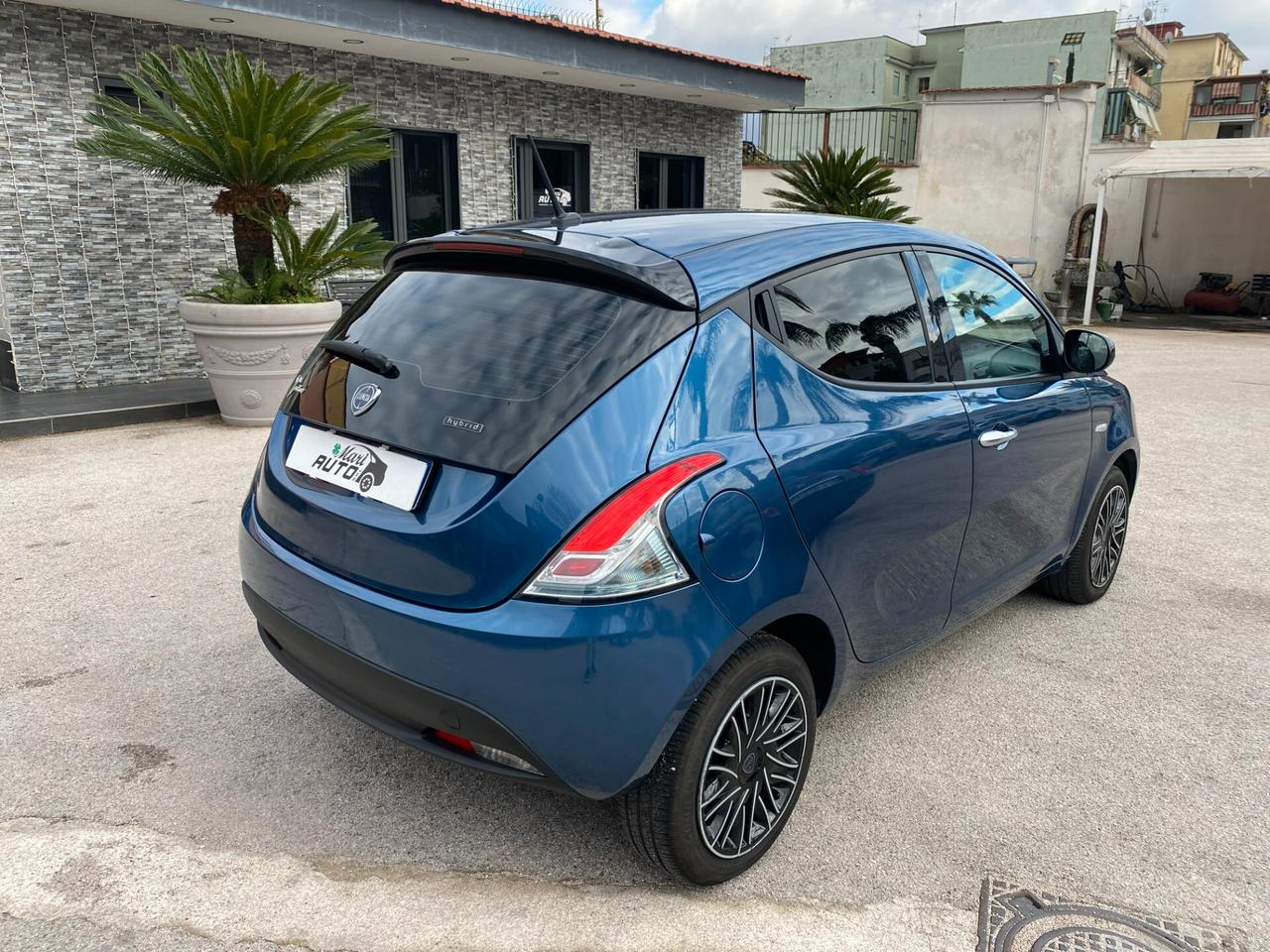 Lancia Ypsilon 1.0 FireFly 5 porte S&S Hybrid Silver Plus