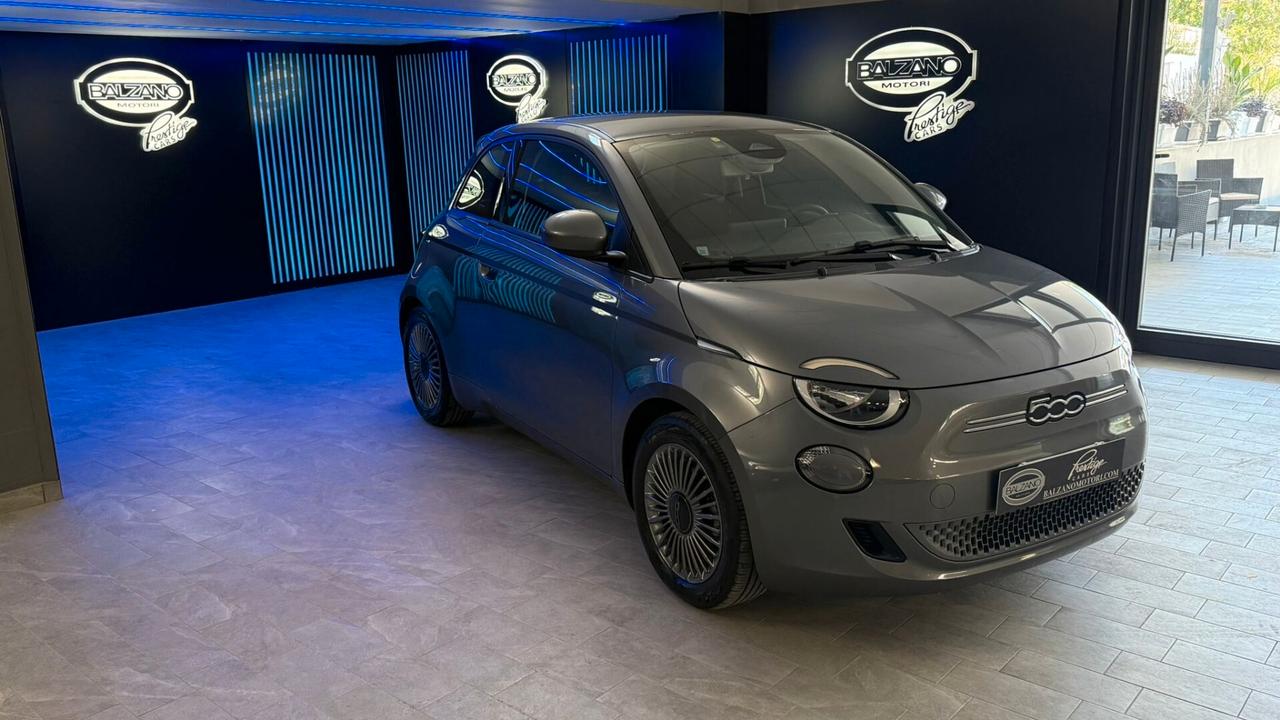 FIAT 500e BERLINA ICON 42 KWH 2024