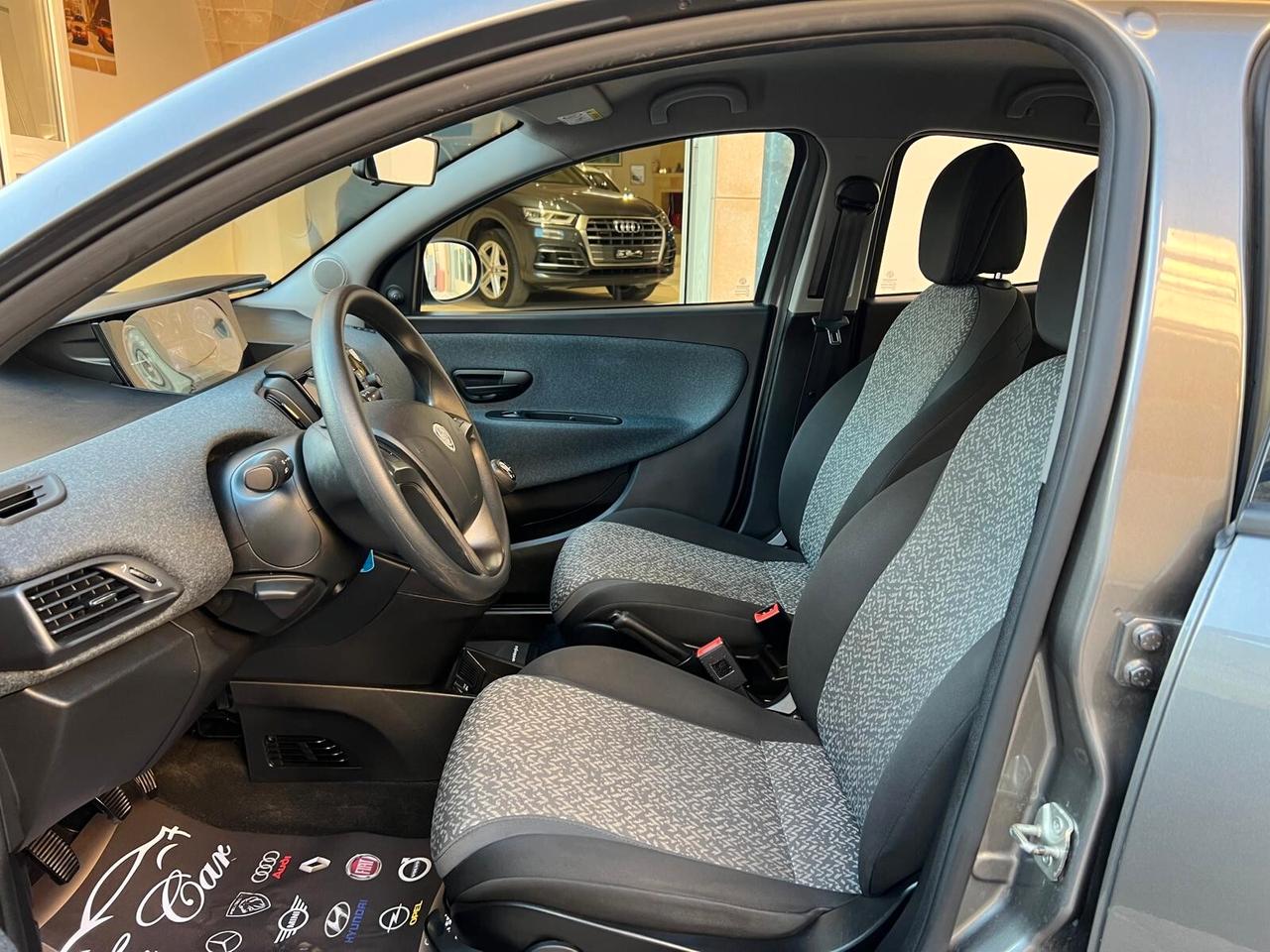 LANCIA YPSILON 1.2 GOLD BENZ - GPL 69CV OK NEOPATENTATI ANNO 2022