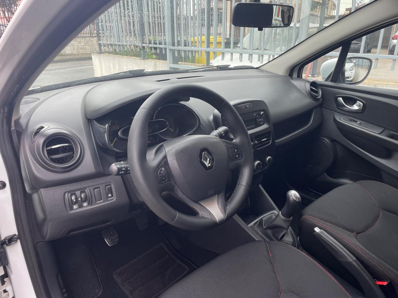 Renault Clio 1.5 dCi 8V 75CV Start&Stop 5 porte Duel