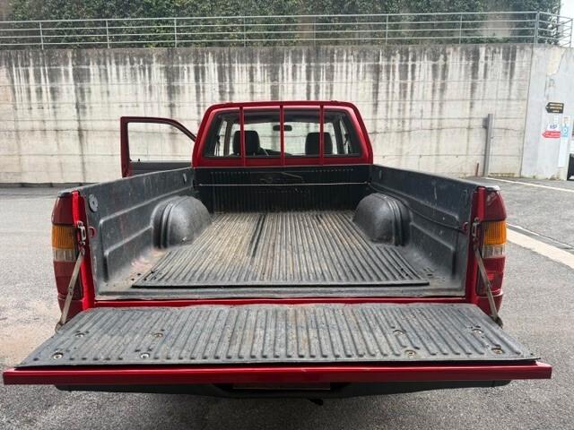 Toyota Hilux 2.4 diesel Pick-up